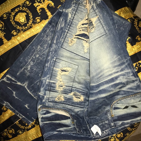 Robins Jeans